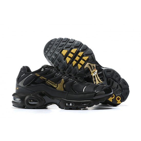 Air Max Plus Tn (M) Shoes  Black Gold