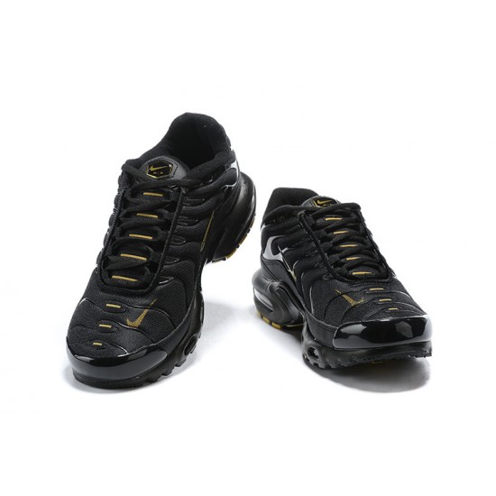 Air Max Plus Tn (M) Shoes  Black Gold