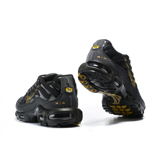 Air Max Plus Tn (M) Shoes  Black Gold