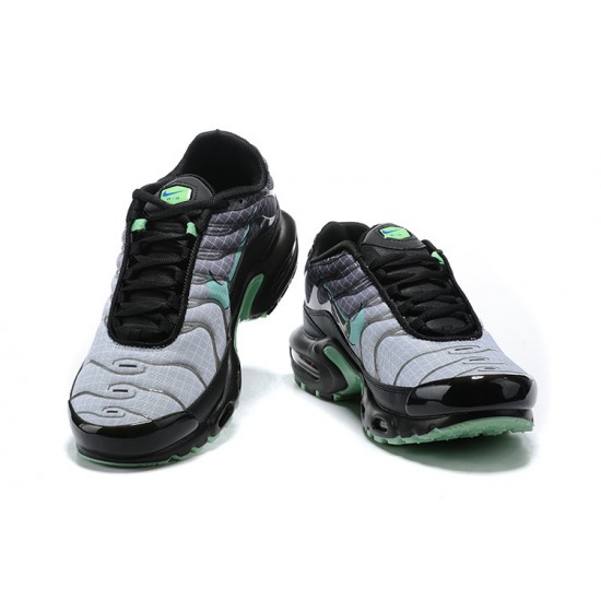 Air Max Plus Tn (M) Shoes  Black Green CT1619-001