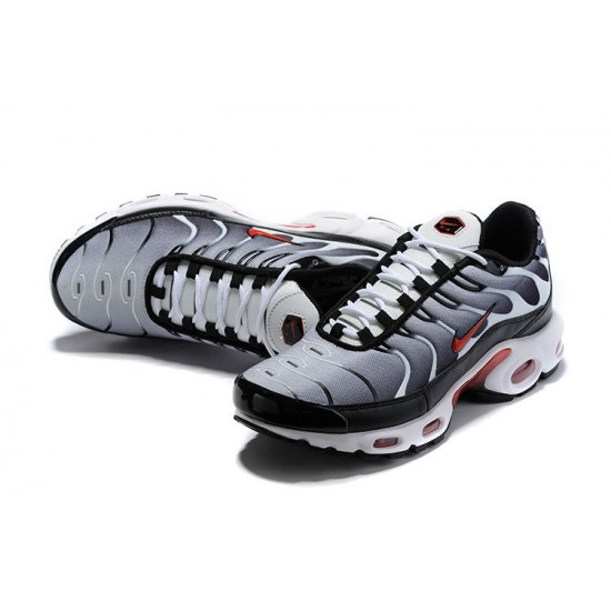 Air Max Plus Tn (M) Shoes  QS Black Red