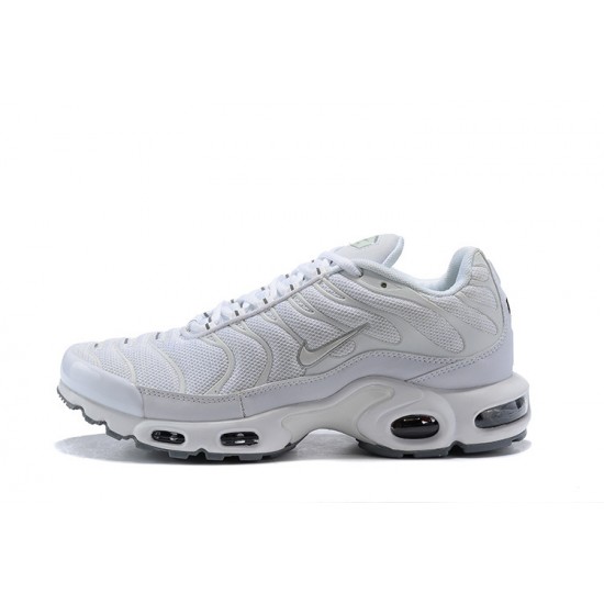 Air Max Plus Tn (M) Shoes  White