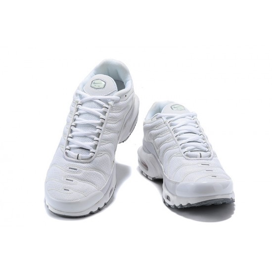 Air Max Plus Tn (M) Shoes  White