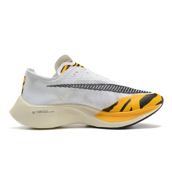 ZoomX VaporFly Next% (W/M) Running Shoes White Orange